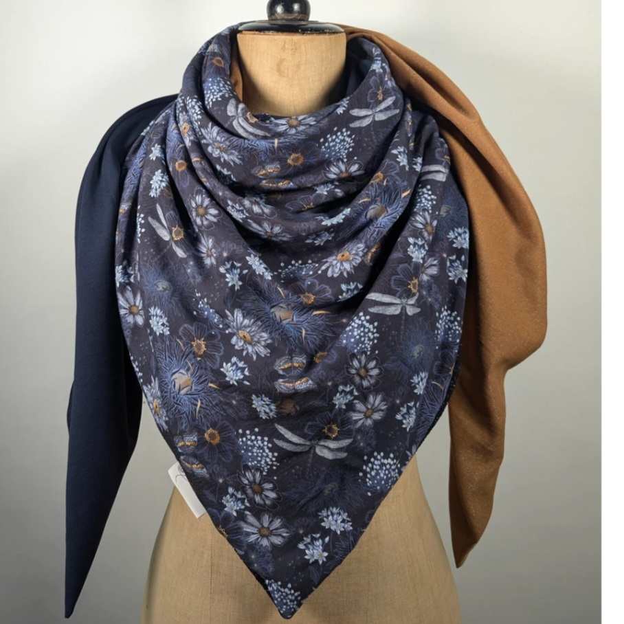 Les bobines d'Eline - Foulard triangle 02