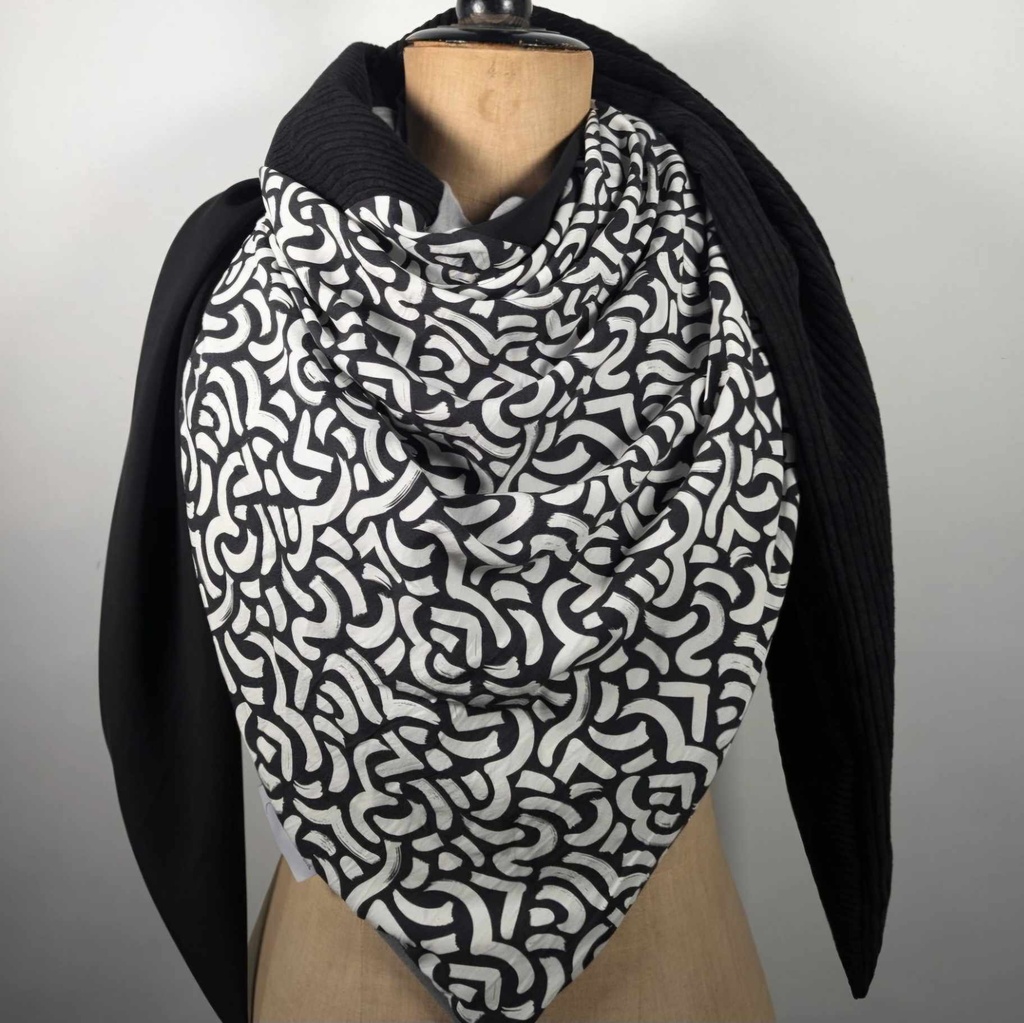 Les bobines d'Eline - Foulard triangle 05